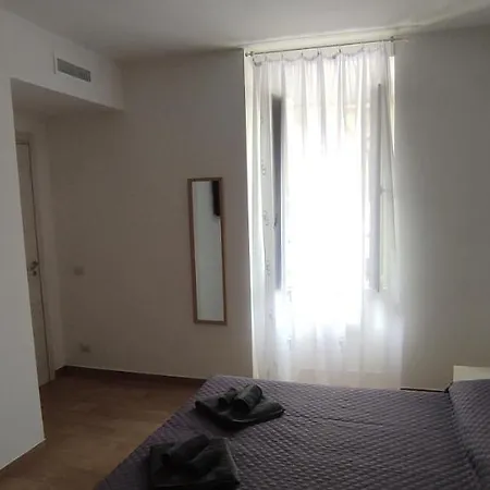 Bed & Breakfast G21 4*