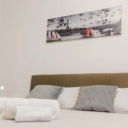 G21 Bed & Breakfast 4*